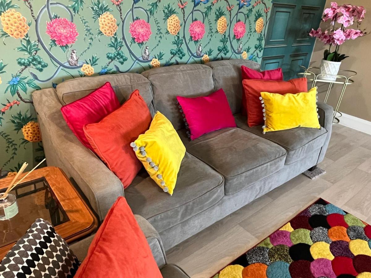 Ashbrook House Apartments Дънганън Екстериор снимка