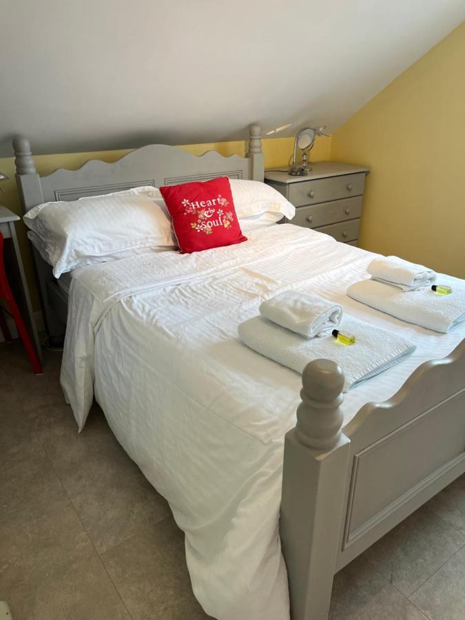 Ashbrook House Apartments Дънганън Екстериор снимка