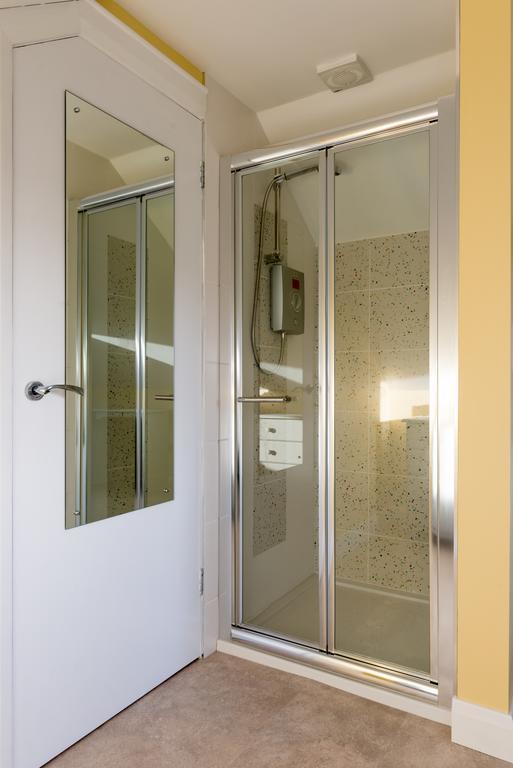 Ashbrook House Apartments Дънганън Екстериор снимка